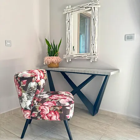 Effi Lourdata * Lourdata (Kefalonia)