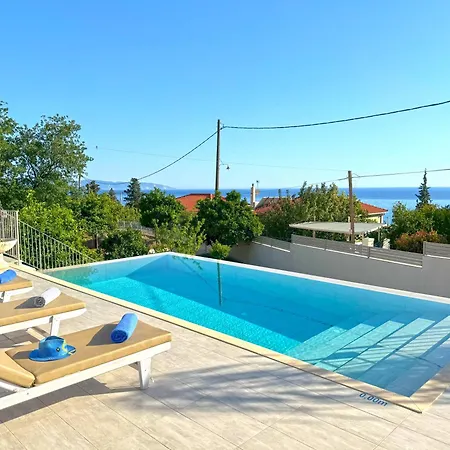 Effi Lourdata * Lourdata (Kefalonia)